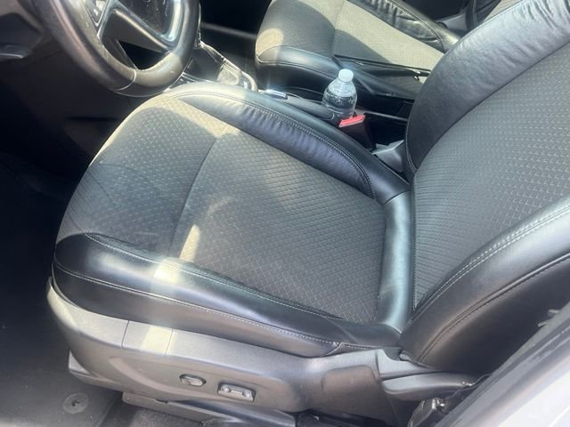 Used 2017 White Buick Preferred image 10