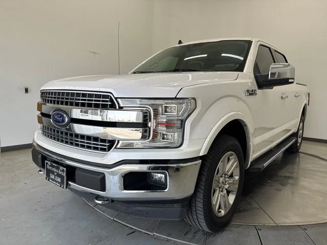 Used 2019 White Platinum Clearcoat Metallic Ford Lariat image 32