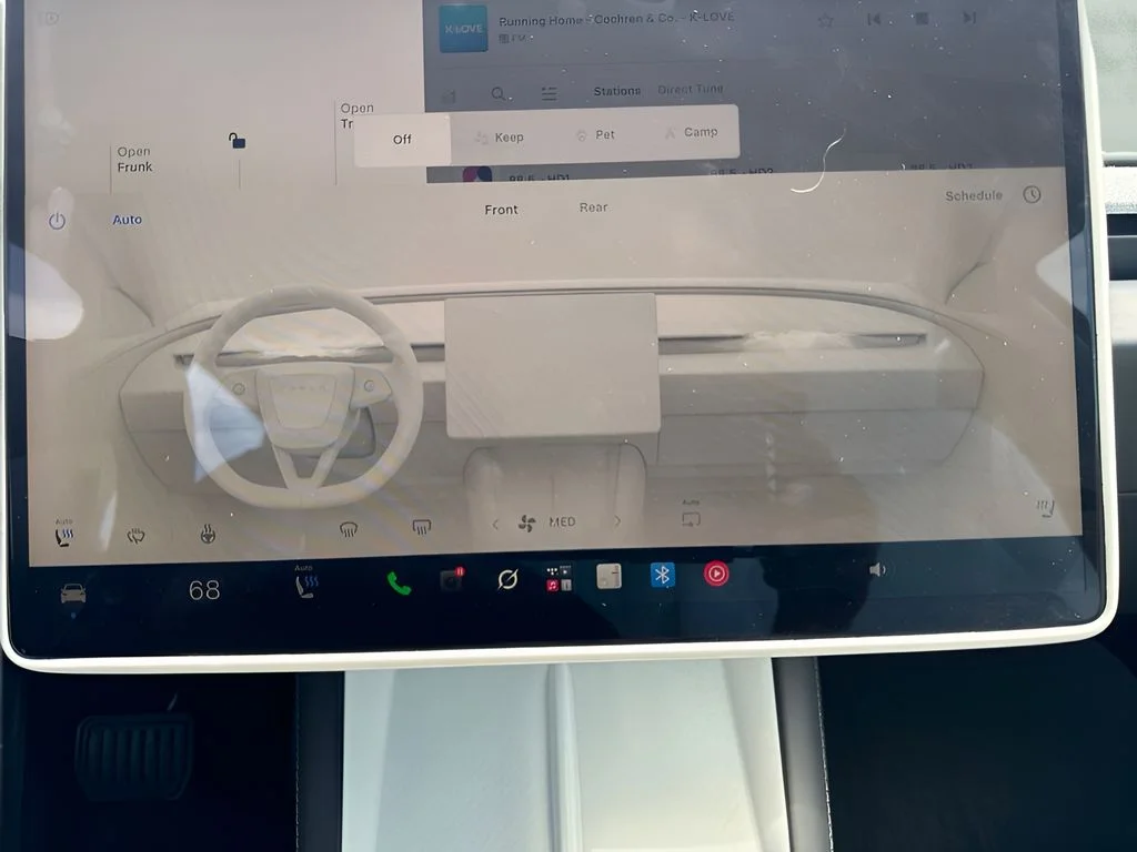 Used 2024  Tesla Base image 20