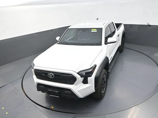 Used 2025 White Toyota TRD Off-Road image 28