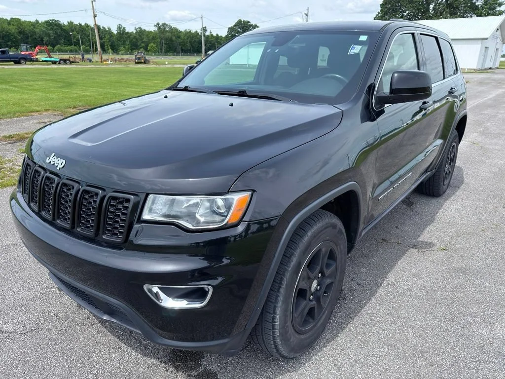 Used 2017 Black Jeep Laredo image 16