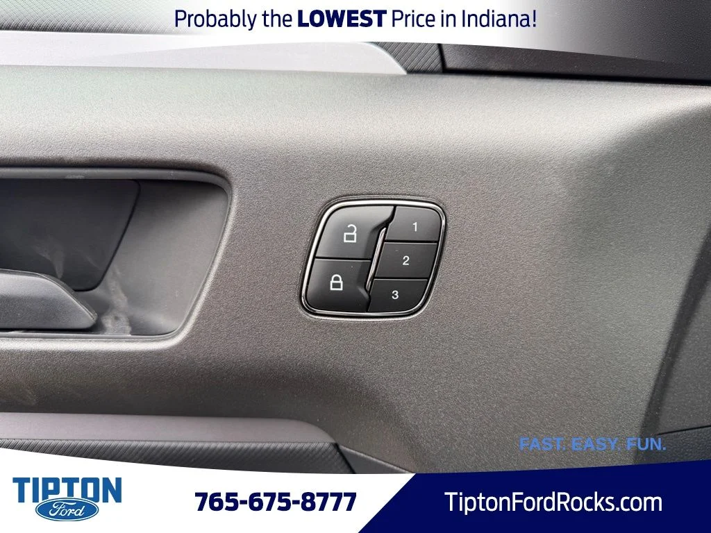 New 2026 Space White Metallic Ford Badlands® image 15