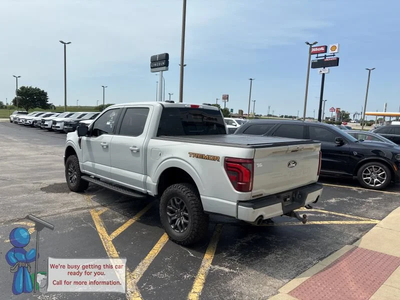 Used 2024 Avalanche Ford Tremor image 3