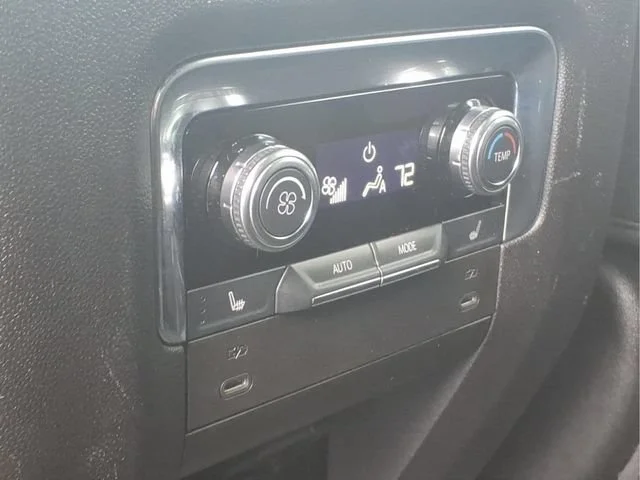 Used 2025 Summit White GMC Denali image 22