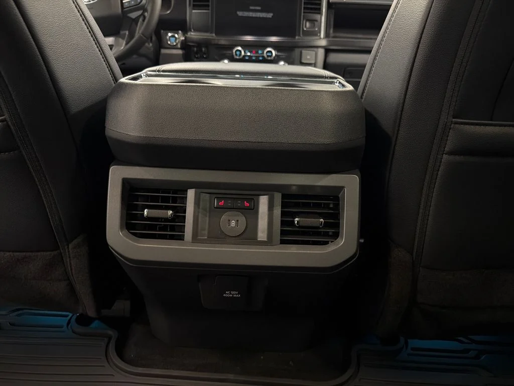 New 2026 Star White Metallic Tri-Coat Ford F-250® Lariat® image 11