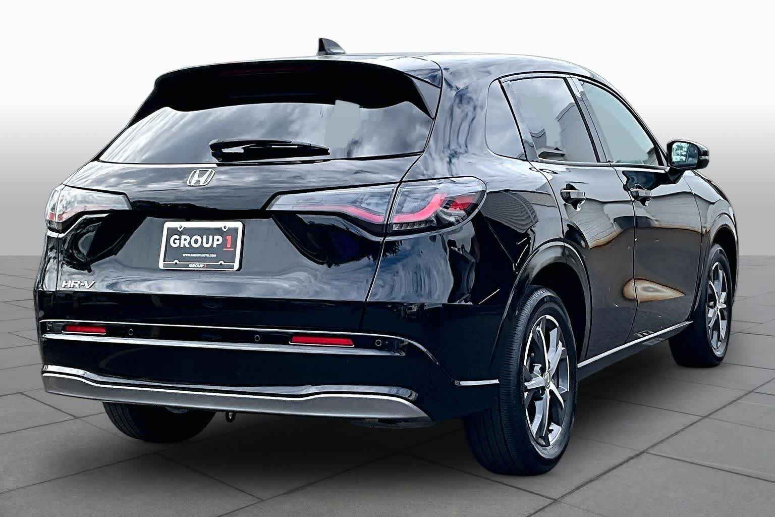2024 Honda HR-V EX-L - Photo 12