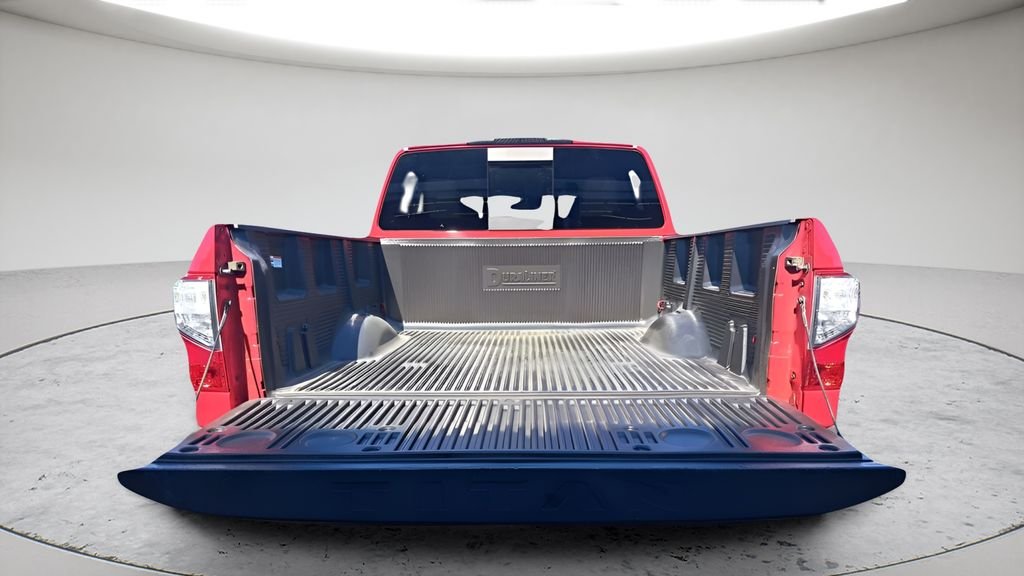 Used 2022 Red Nissan SV image 26