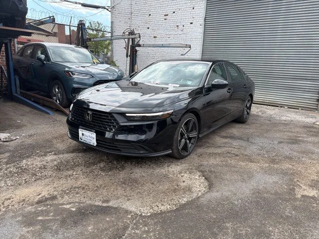 2023 Honda Accord Hybrid Sport w/o BSI's photo