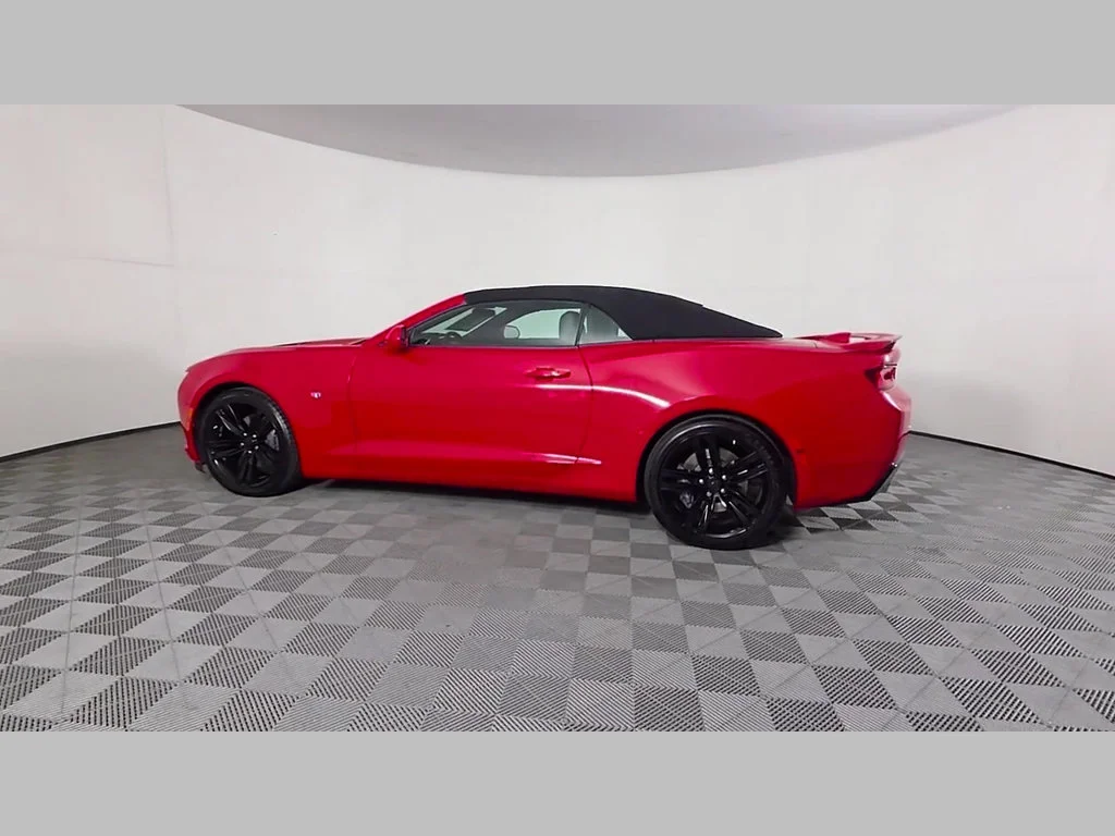 Used 2017 Red Hot Chevrolet 2SS image 46