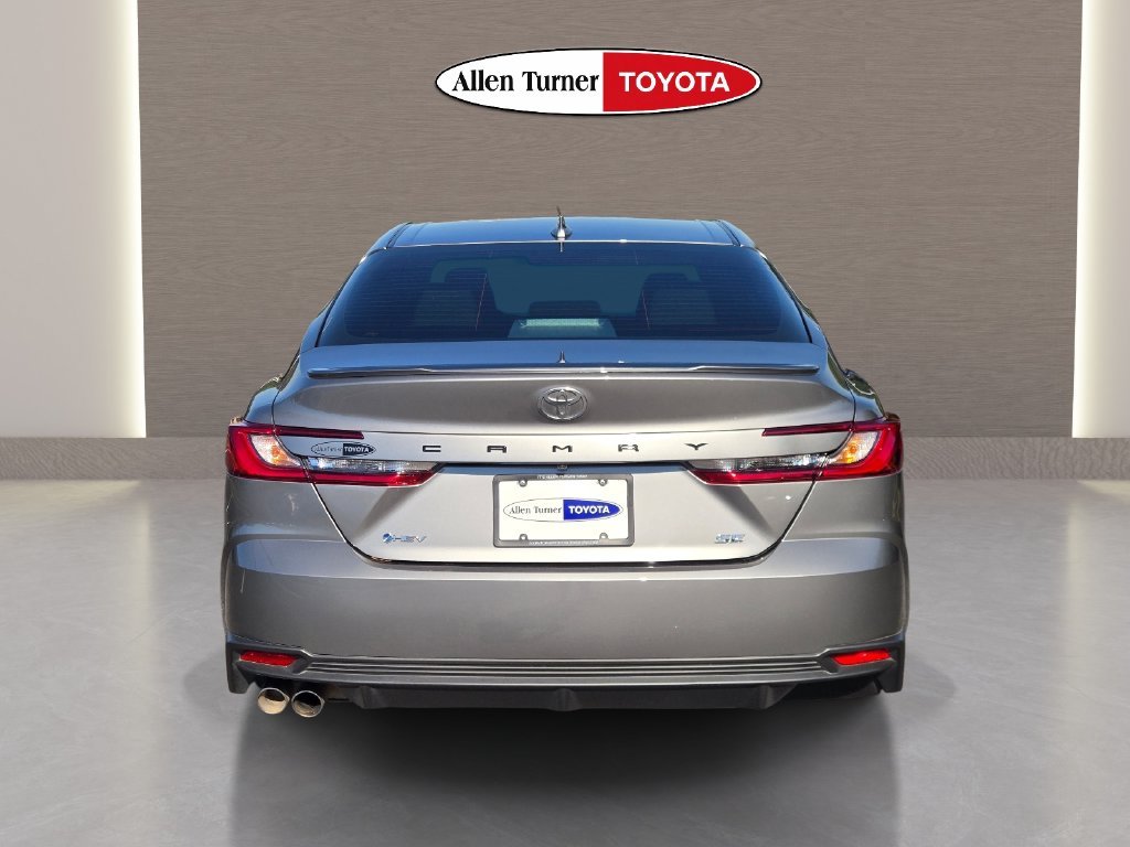 Used 2026  Toyota SE image 7