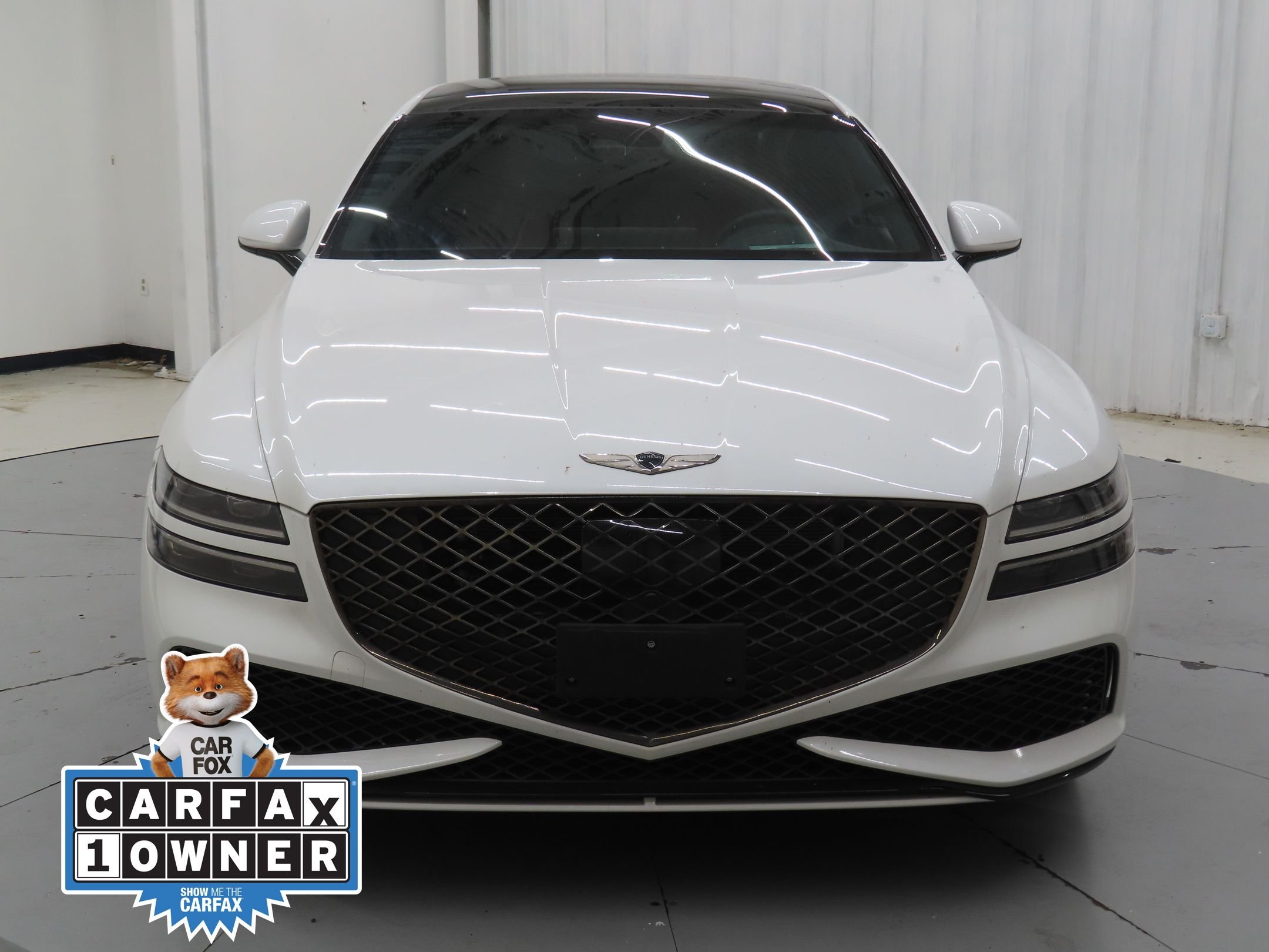 Used 2024 White Genesis 3.5T image 9