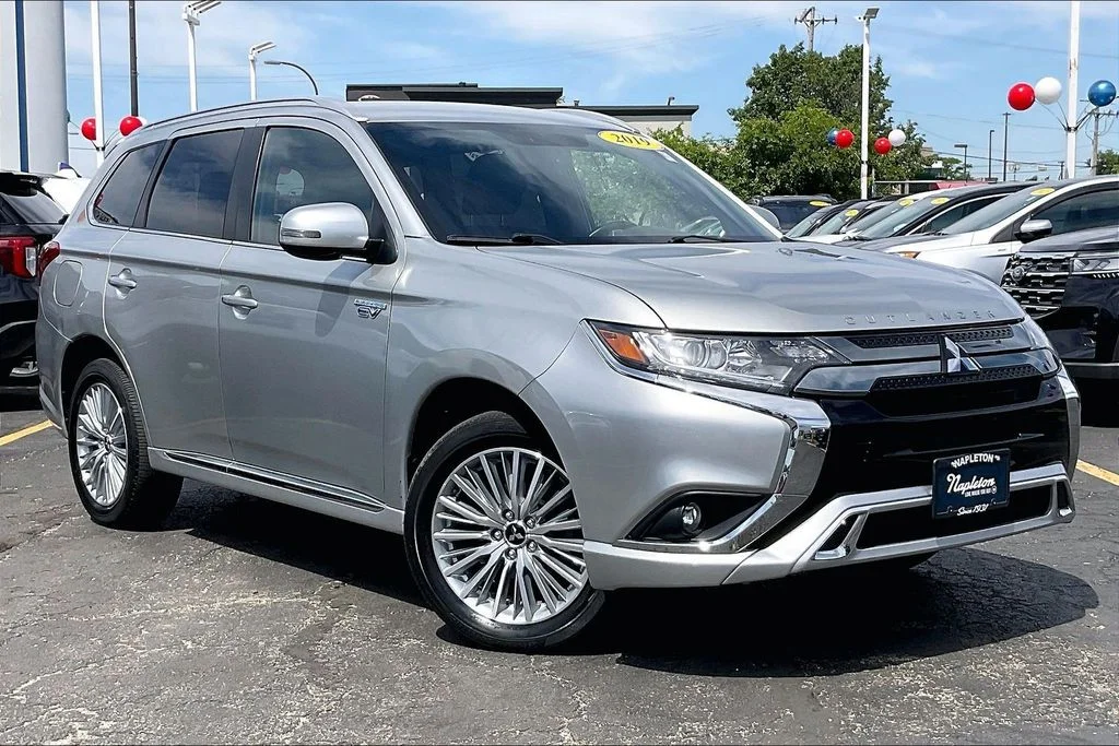Used 2019 Alloy Silver Metallic Mitsubishi SEL image 35