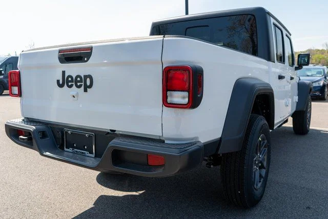 New 2026 Bright White Clear-Coat Exterior Paint Jeep Sport S image 5
