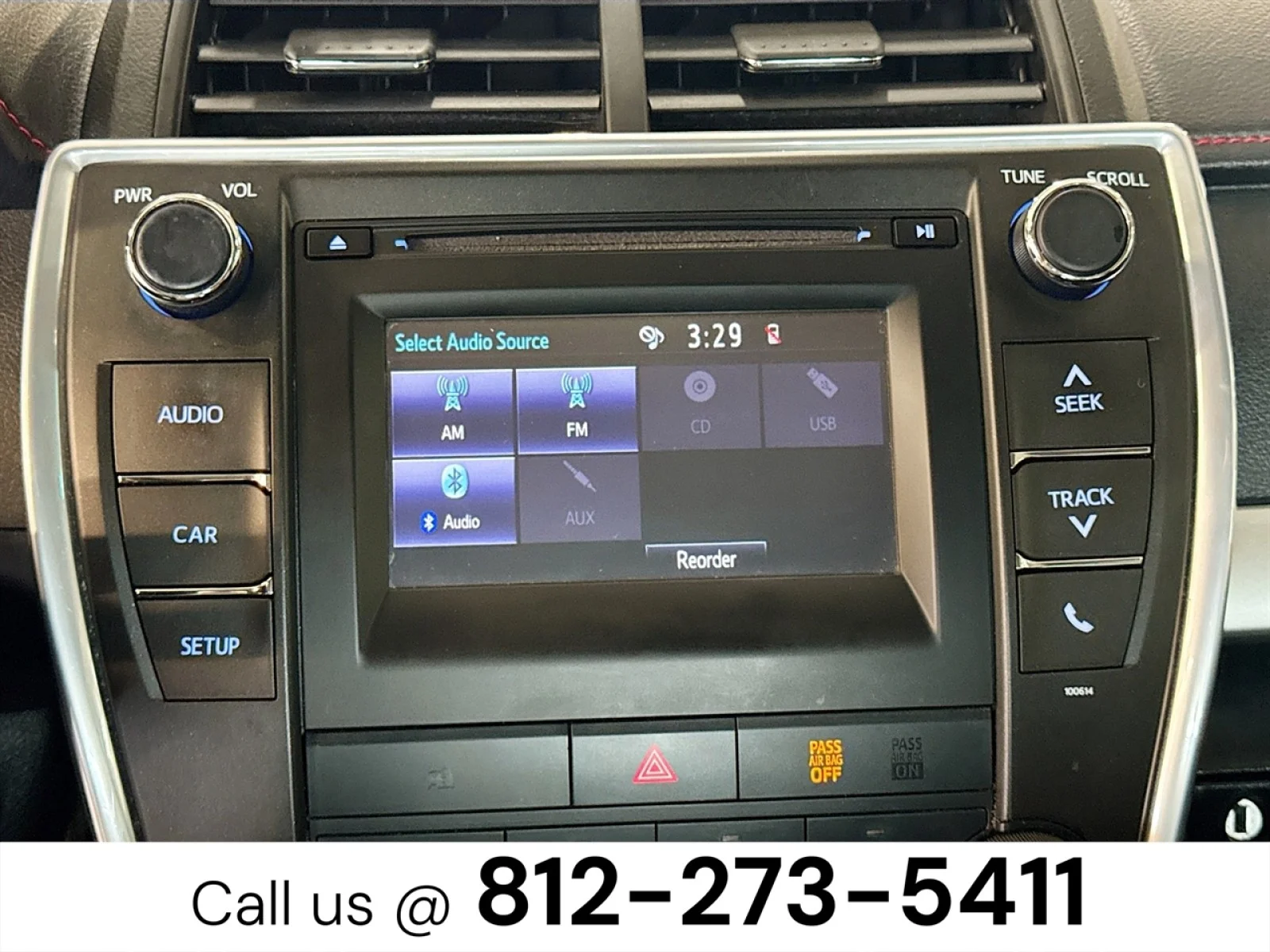 Used 2016 Black Toyota SE image 14