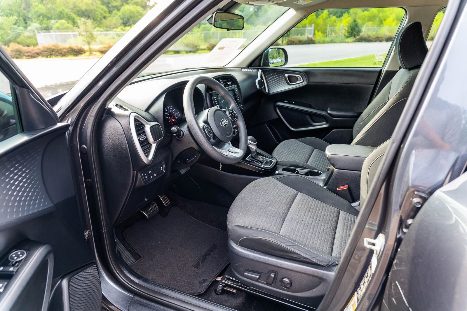 Used 2021 Gray Kia S image 17
