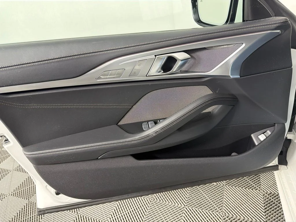 2026 BMW 8 Series 840i - Photo 23