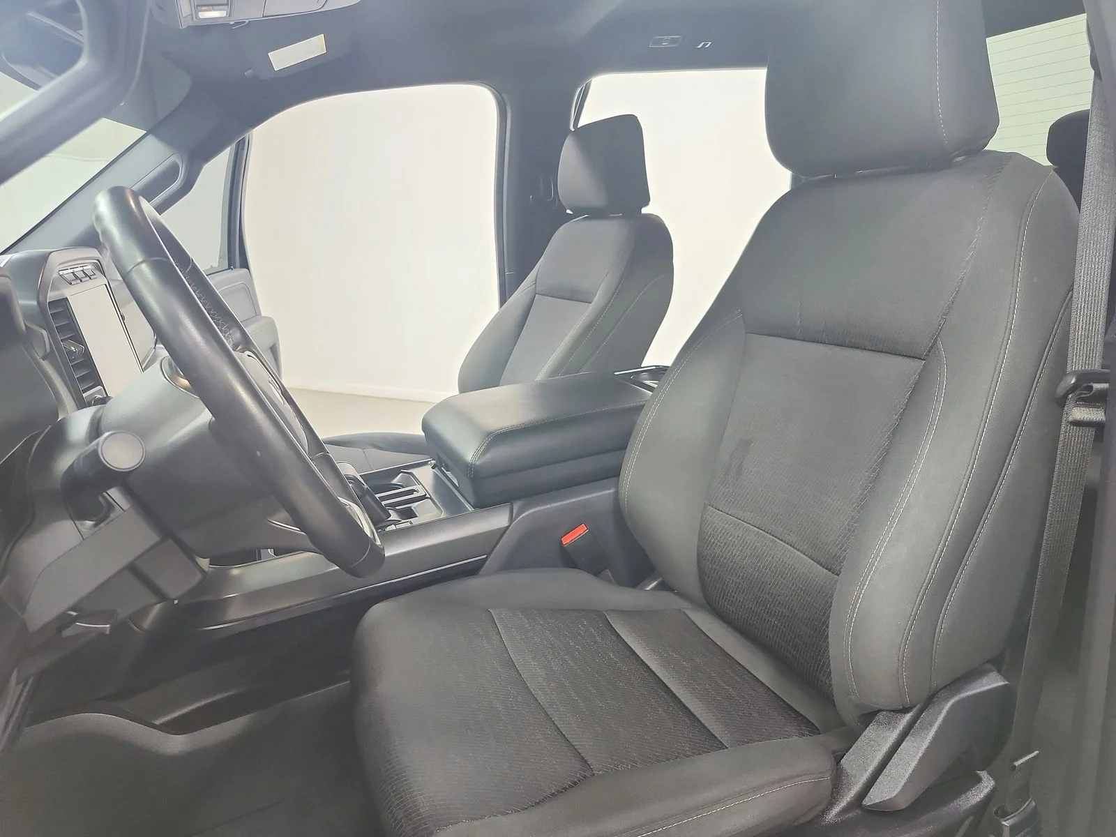 Used 2024  Ford XLT image 19