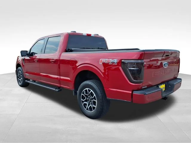 Used 2021 Red Ford XLT image 8