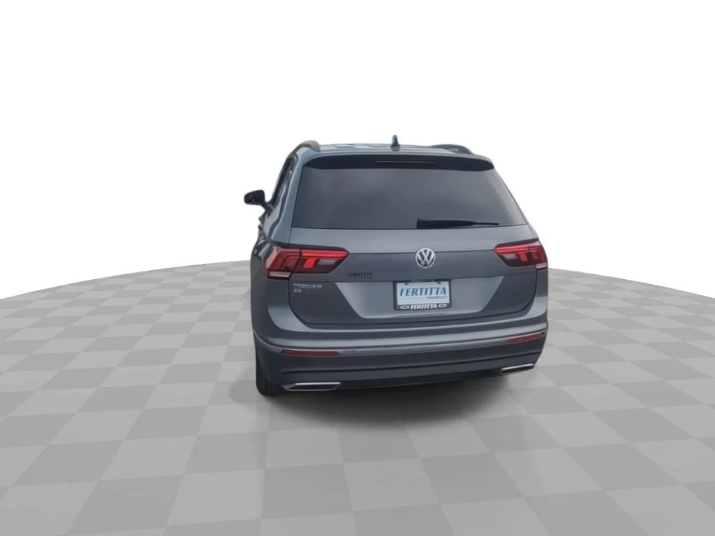 Used 2021 Black Volkswagen 2.0T SE image 7