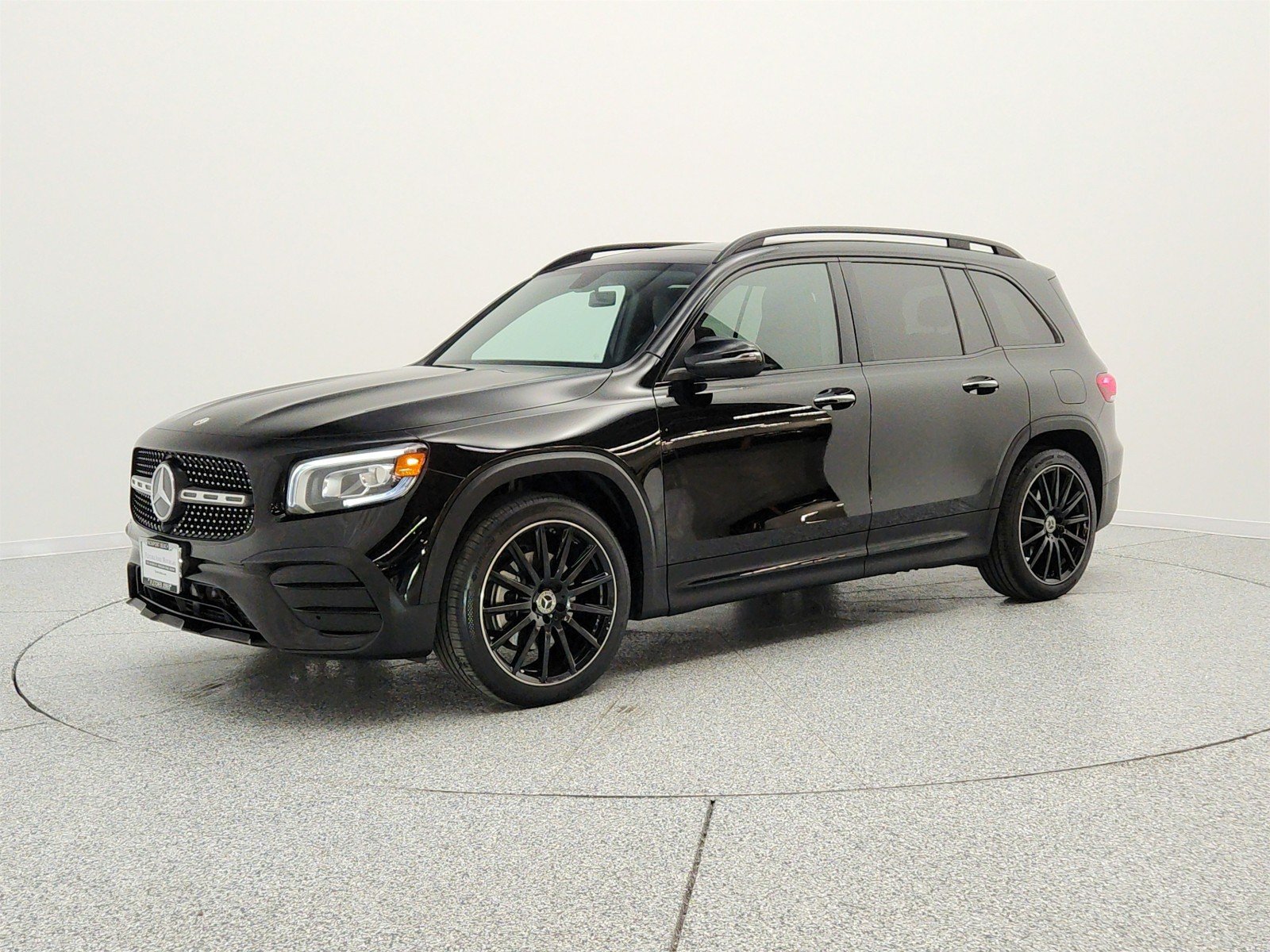 2022 Mercedes-Benz GLB GLB 250's photo