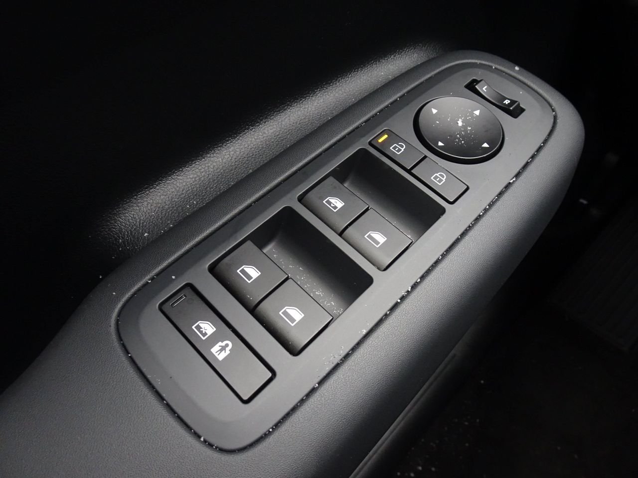 New 2026 Gray Hyundai SE image 19