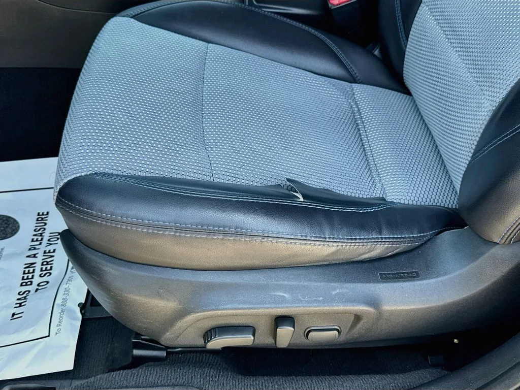 Used 2018 Gray Subaru 2.5i image 23