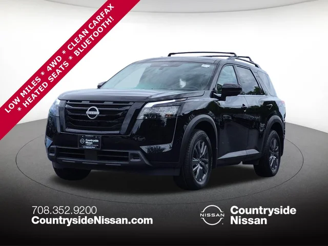 2024 Nissan Pathfinder SV