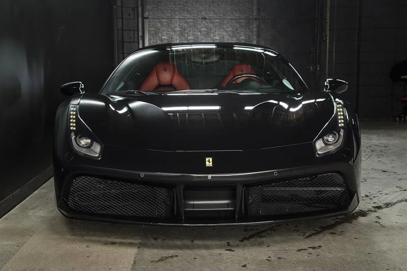 Used 2018 Black Ferrari Base image 3