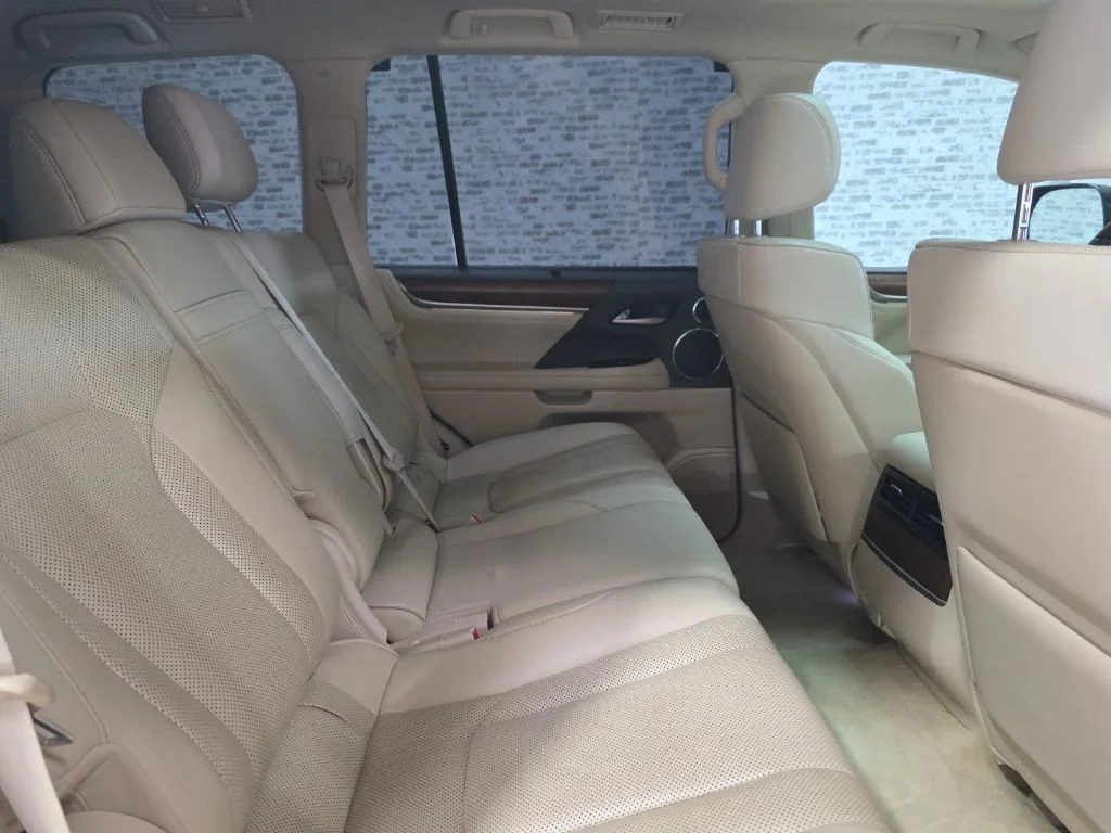 Used 2019 Black Onyx Lexus 570 image 14