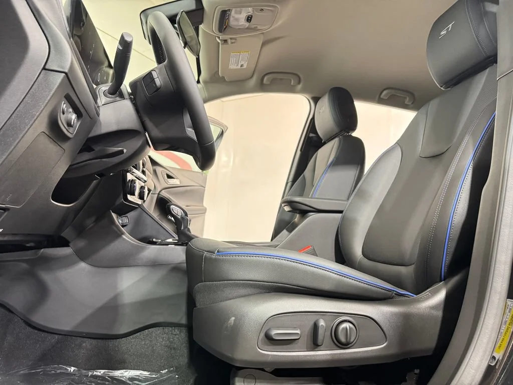 2026 Buick Encore GX Sport Touring - Photo 8