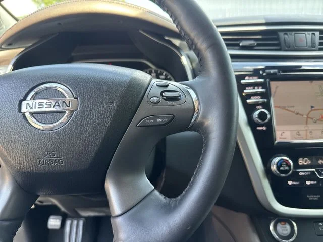 Used 2020 Gray Nissan Platinum image 18