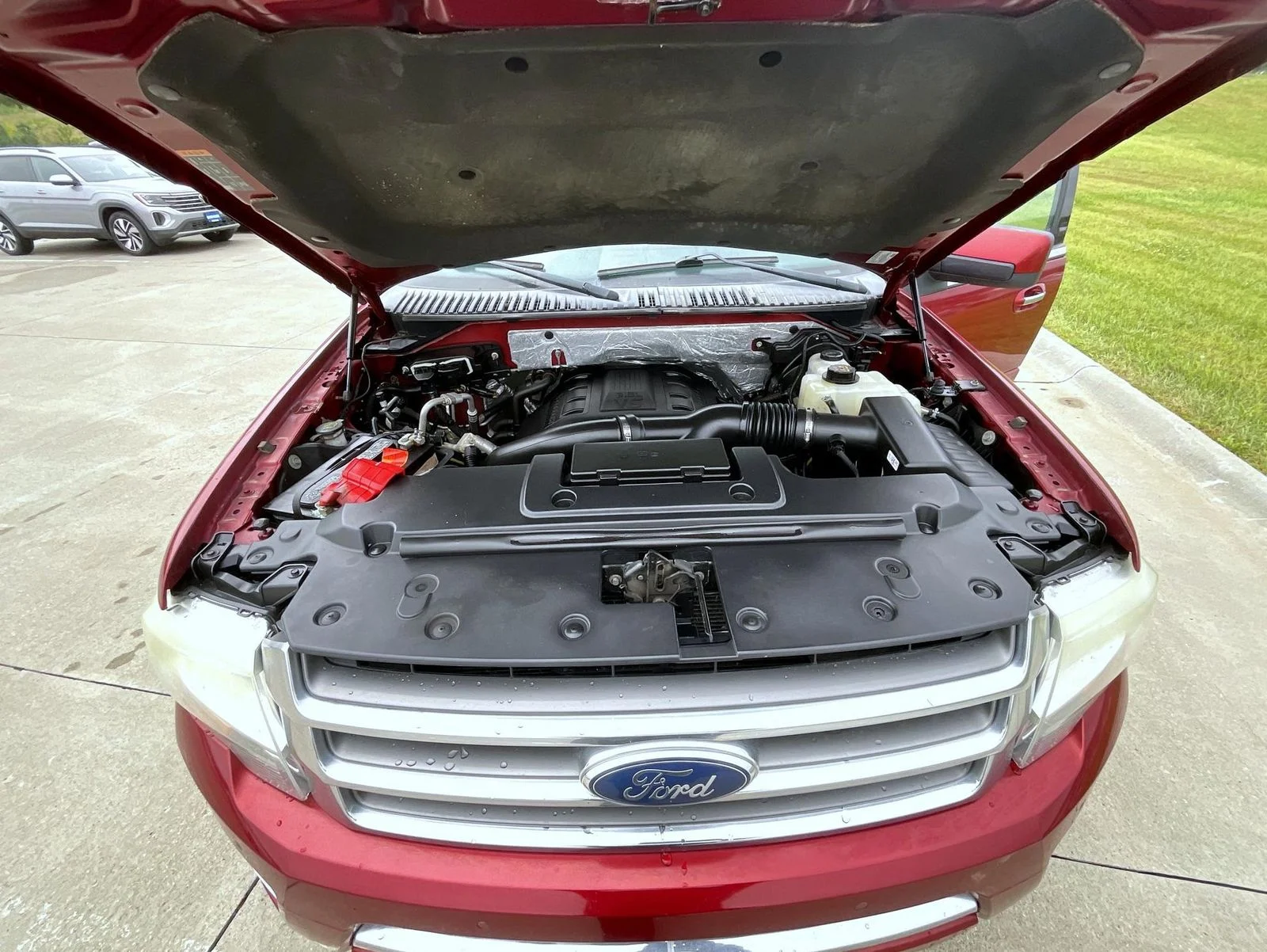 Used 2015 Red Ford Limited image 26