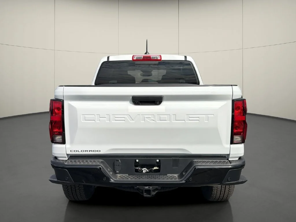 New 2026 Summit White Chevrolet Trail Boss image 6