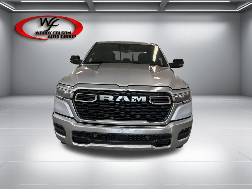 New 2027 Silver Zynith Exterior Paint RAM Big Horn/Lone Star image 2