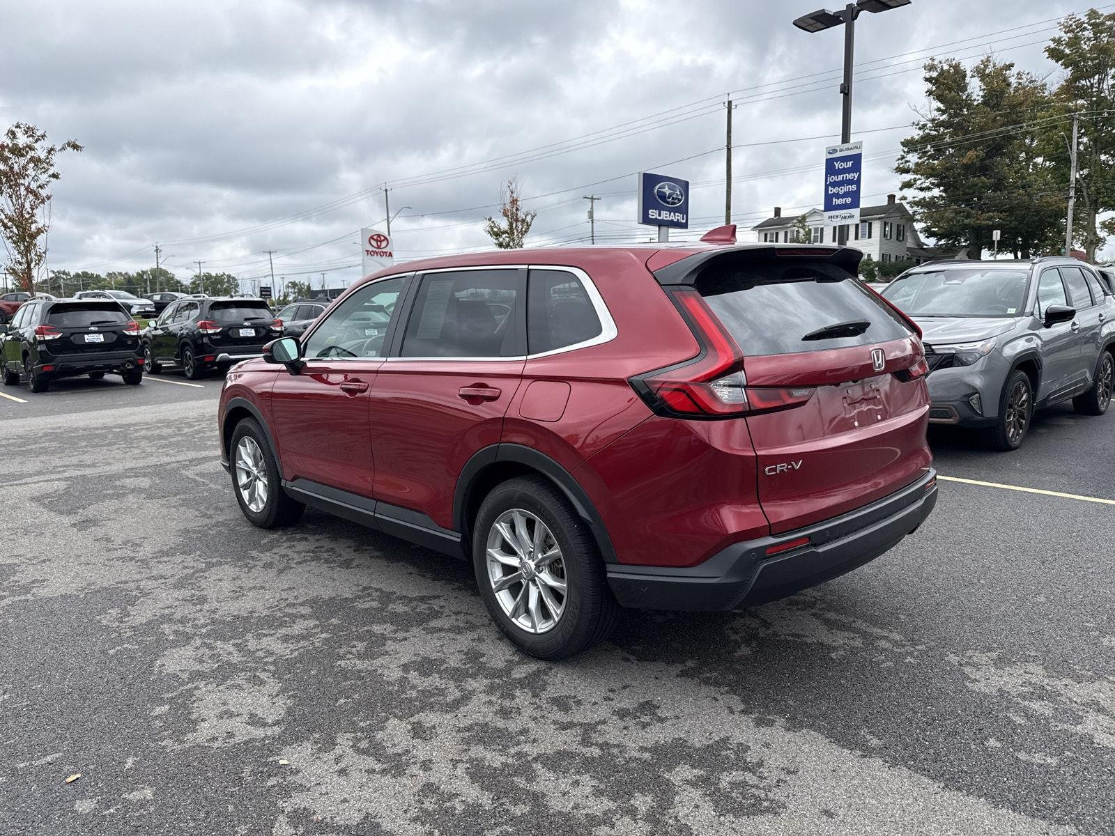 Used 2024 Radiant Red Metallic Honda EX-L image 5