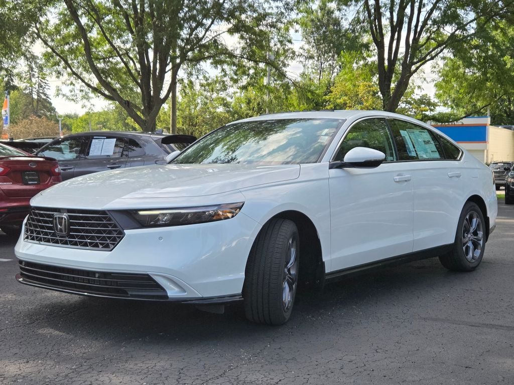 New 2026 Platinum White Pearl Honda EX-L image 13