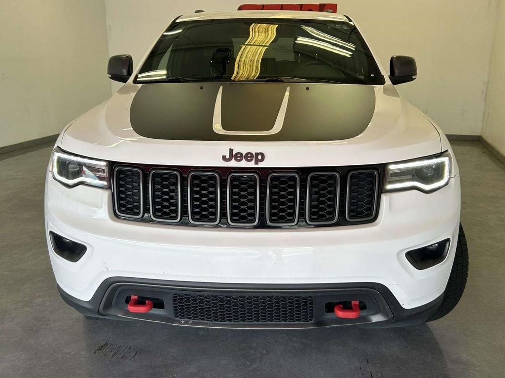 Used 2018 White Jeep Trailhawk image 8