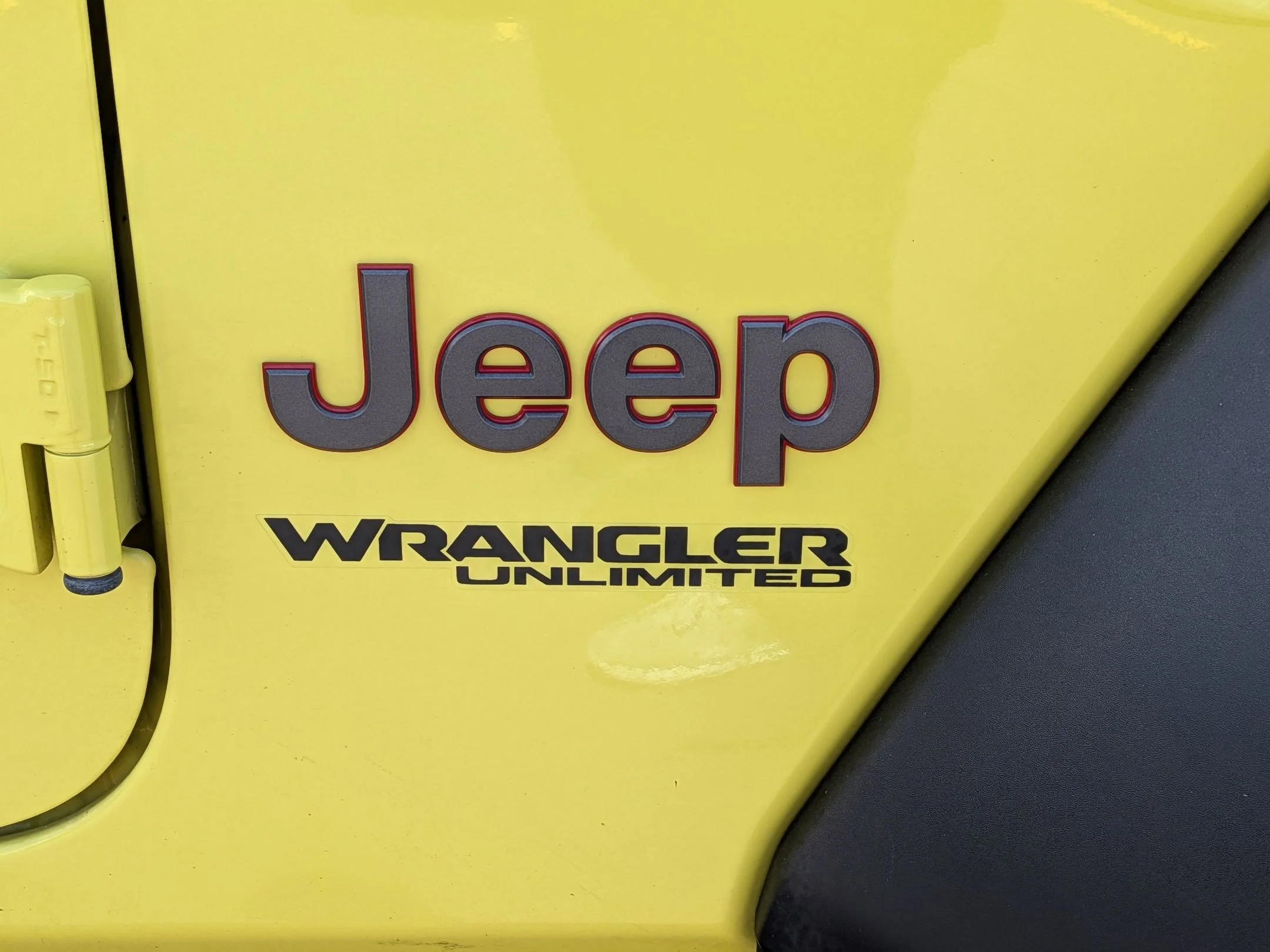 Used 2022 High Velocity Clearcoat Jeep Unlimited Rubicon image 14
