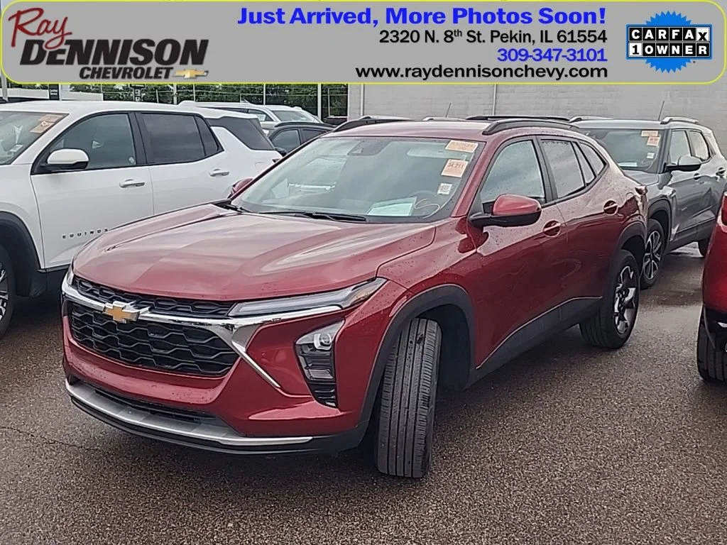 2025 Chevrolet Trax LT's photo