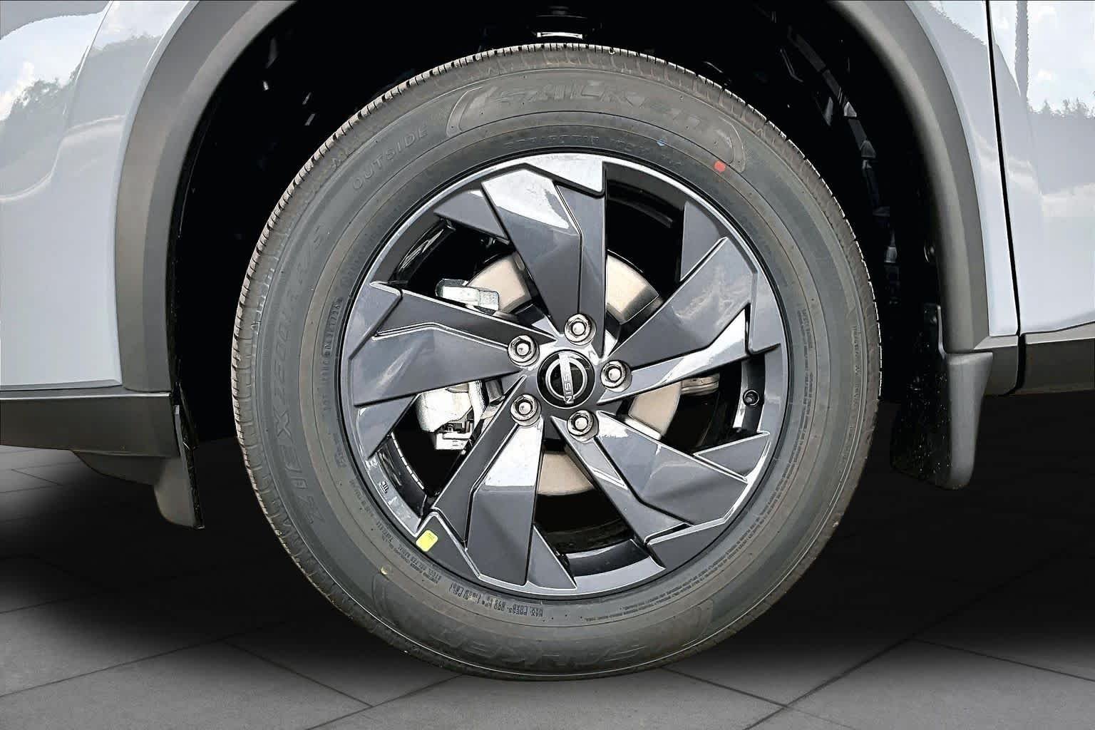 New 2027 Boulder Gray Pearl Nissan SV image 9