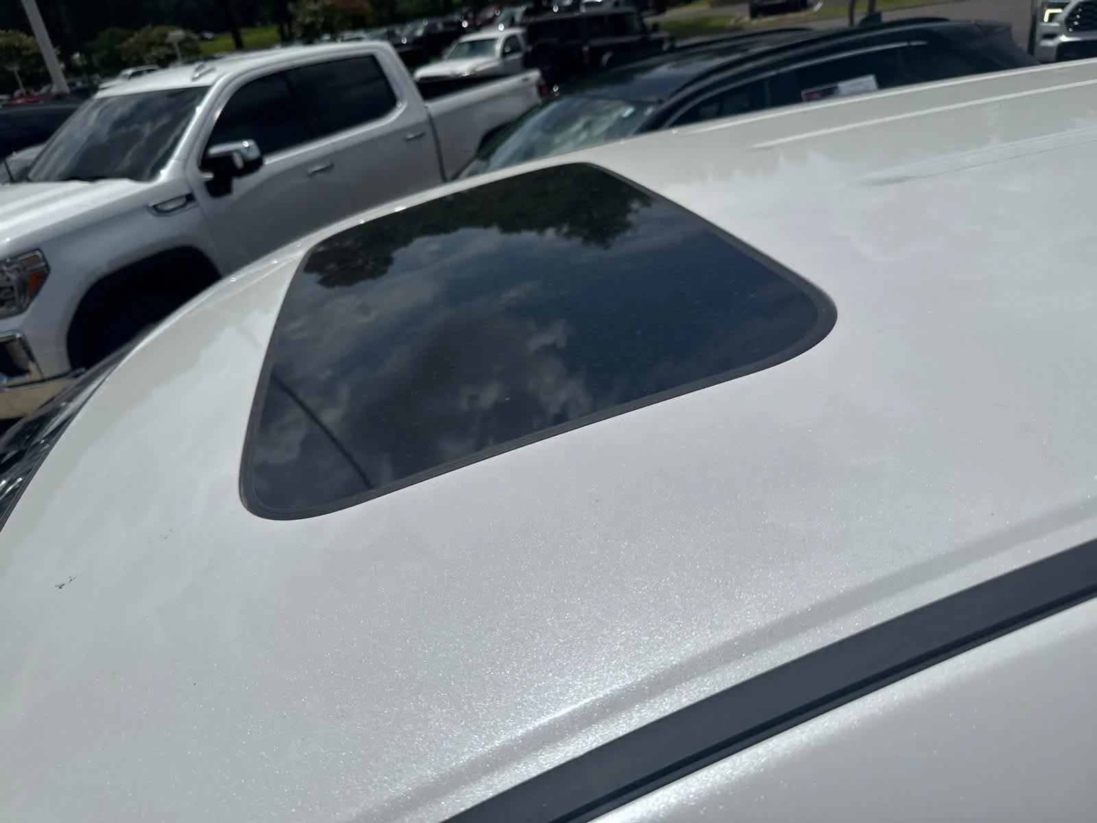 Used 2025 Platinum White Pearl Honda Elite image 7