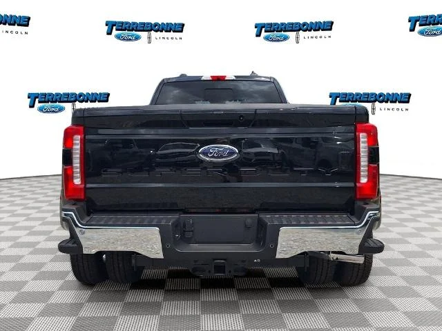 New 2026 Agate Black Metallic Ford F-350® Lariat® image 33