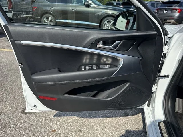 Used 2026 Alta White Genesis 2.5T AWD image 26