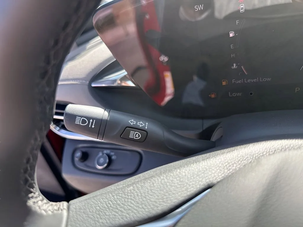 New 2026 Brilliant Red Buick Avenir image 32