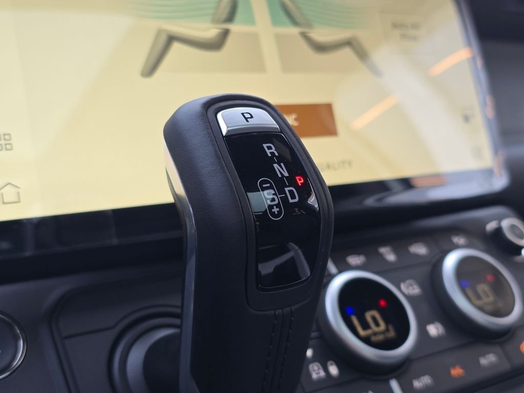 2026 Land Rover Defender X-Dynamic SE - Photo 26