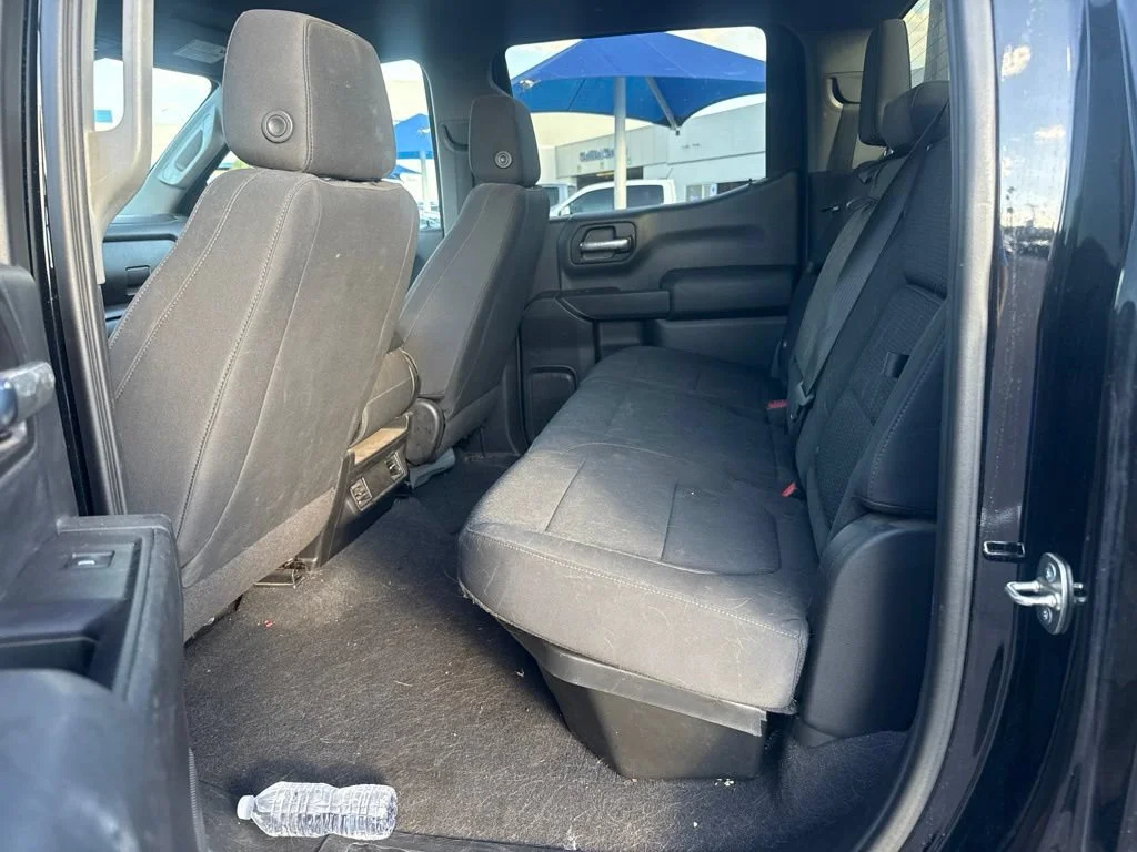 Used 2020 BLACK Chevrolet Custom image 15