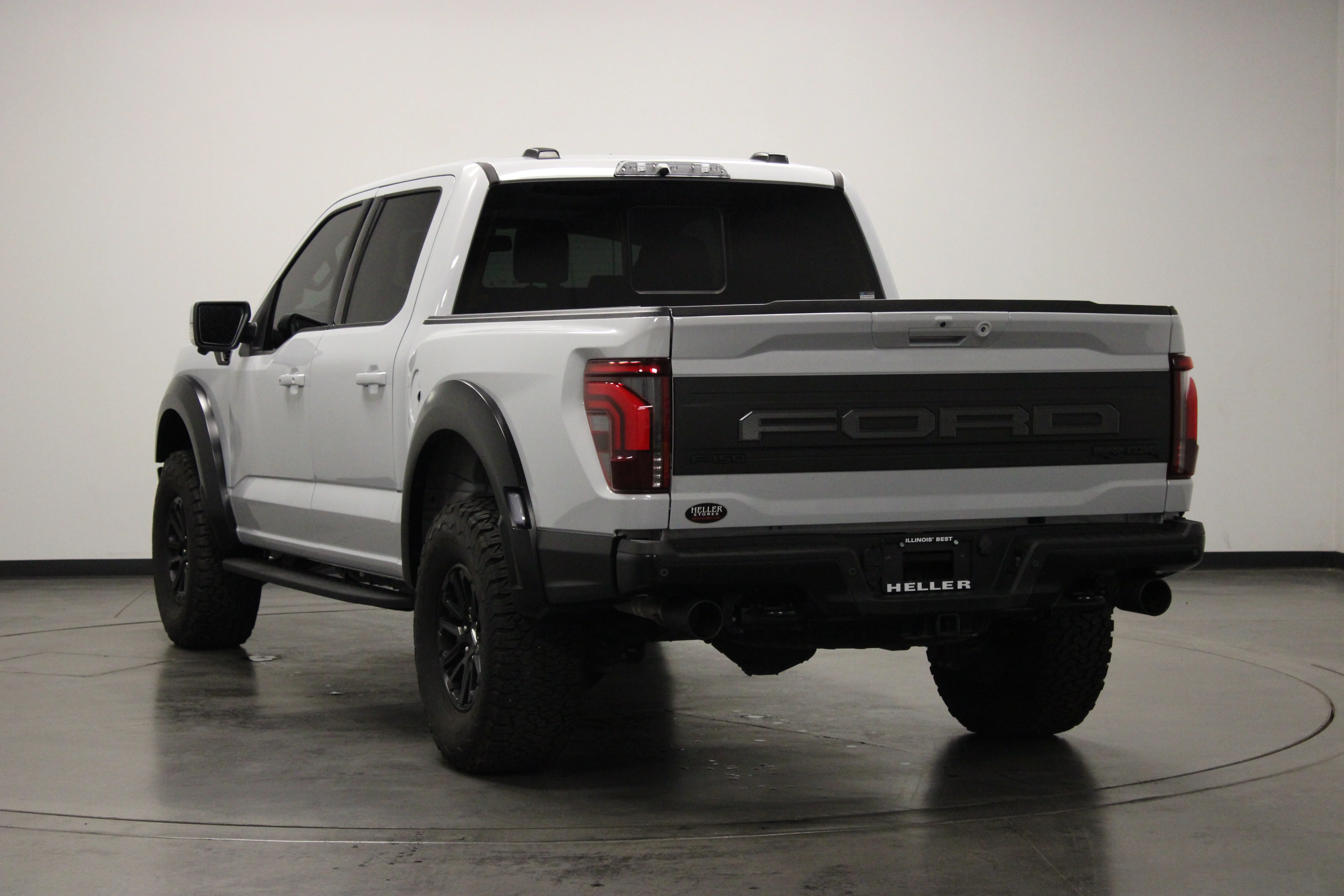 Used 2025 Space White Metallic Ford Raptor image 6