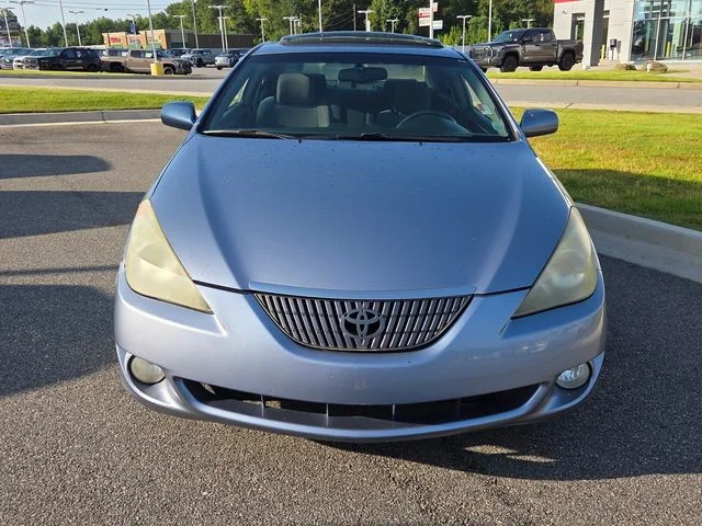 Used 2005 Blue Toyota SLE image 2
