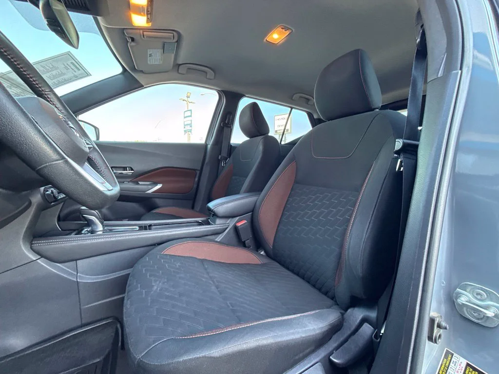 Used 2021 Gray Nissan SR image 30