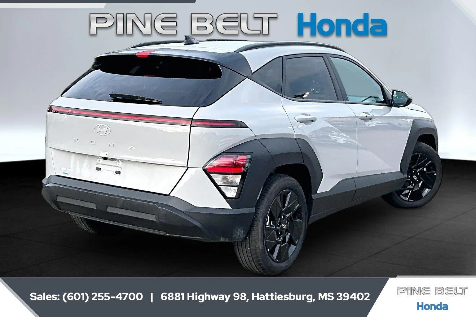 Used 2026 Cyber Gray Metallic Hyundai SEL Sport image 11